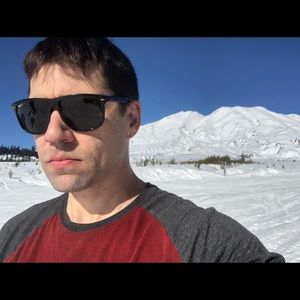 Meet your Posher, Phillip